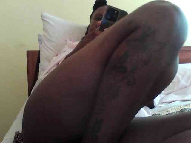 Princessmiles webcam