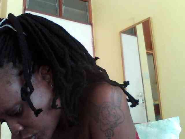Princessmiles webcam