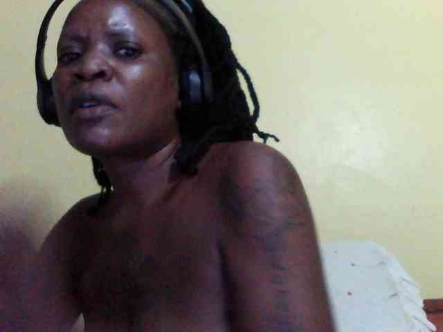 Princessmiles webcam