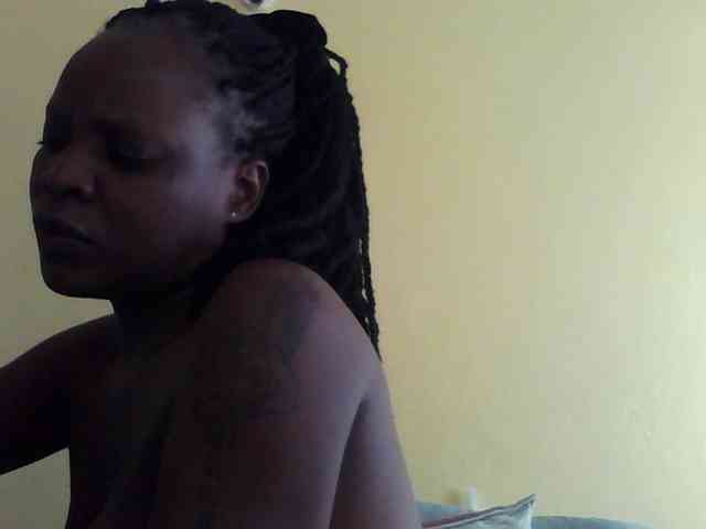 Princessmiles webcam