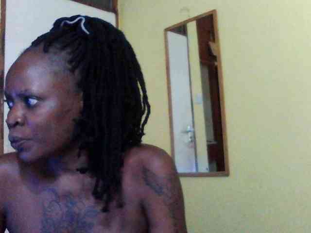 Princessmiles webcam