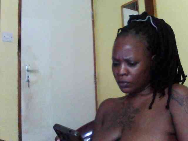 Princessmiles webcam