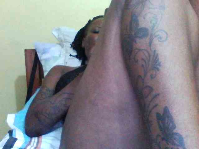 Princessmiles webcam