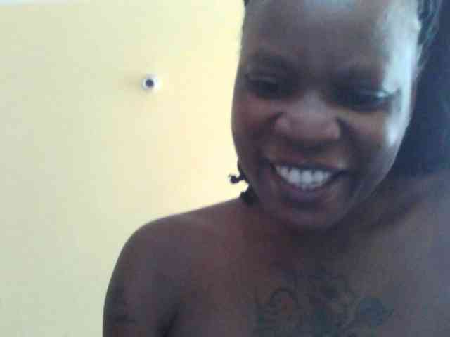 Princessmiles webcam