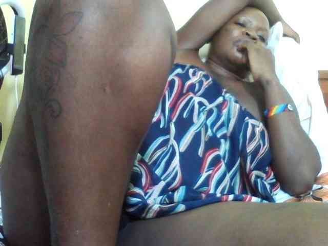 Princessmiles webcam