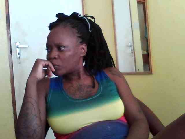 Princessmiles webcam