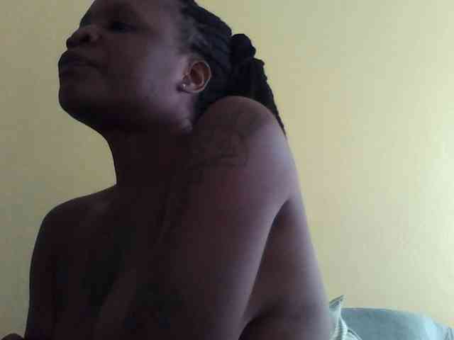 Princessmiles webcam