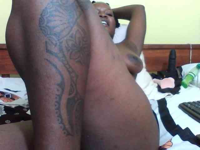 Princessmiles webcam