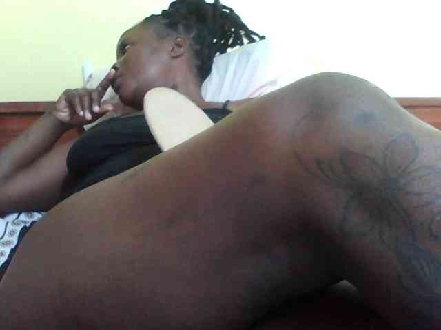 Princessmiles webcam