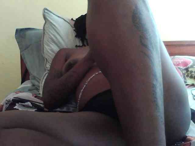 Princessmiles webcam