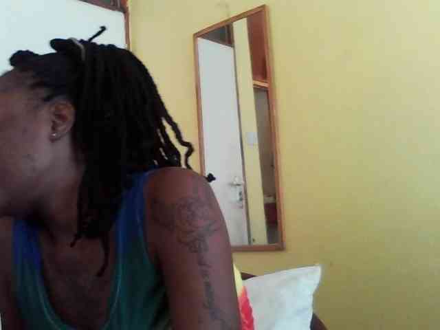 Princessmiles webcam