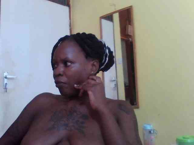 Princessmiles webcam
