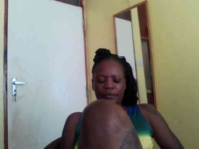 Princessmiles webcam