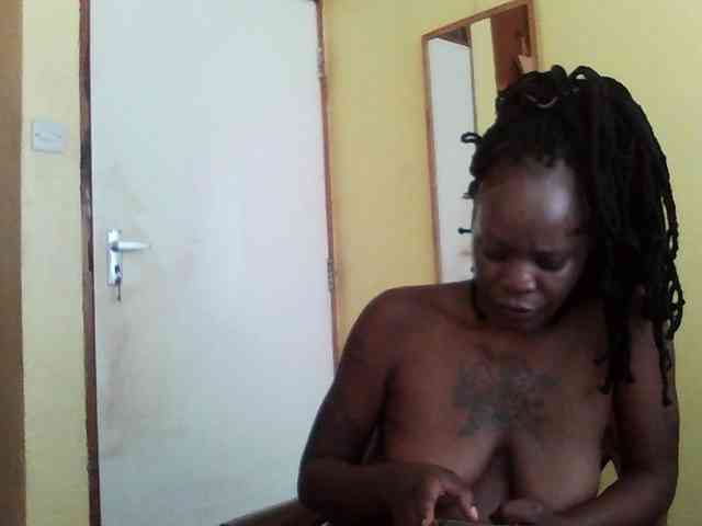Princessmiles webcam