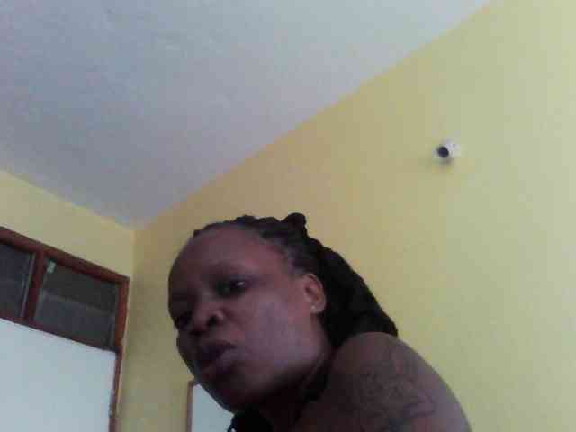 Princessmiles webcam