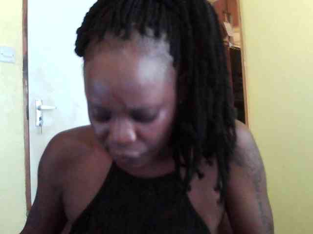 Princessmiles webcam