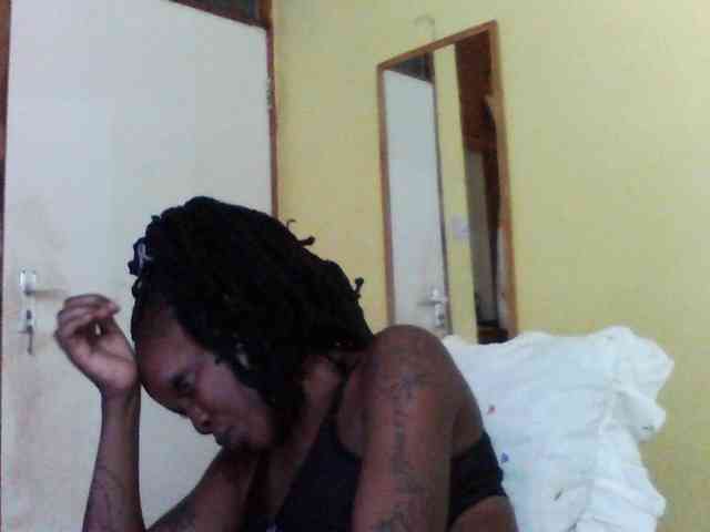 Princessmiles webcam