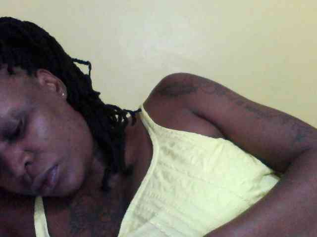 Princessmiles webcam