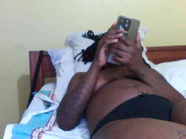Princessmiles webcam
