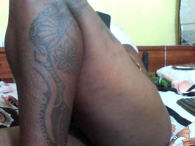 Princessmiles webcam