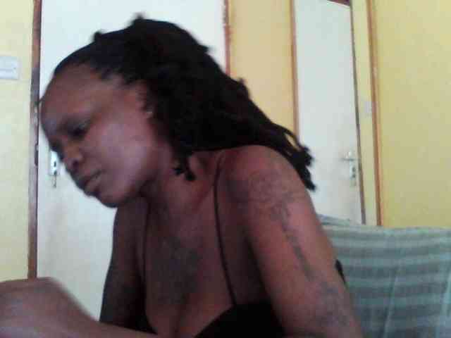 Princessmiles webcam