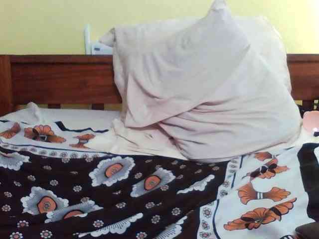 Princessmiles webcam