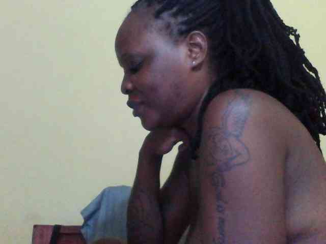 Princessmiles webcam