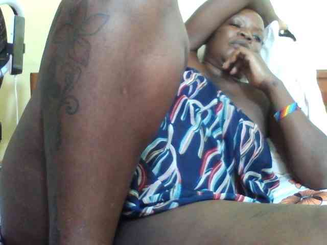 Princessmiles webcam