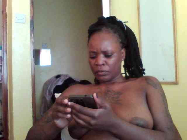 Princessmiles webcam