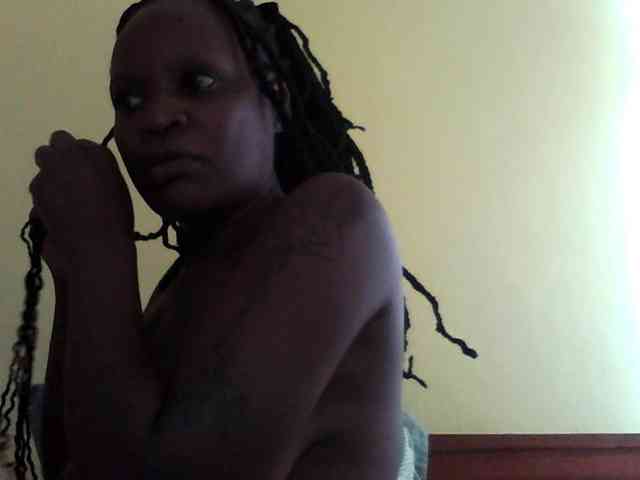 Princessmiles webcam