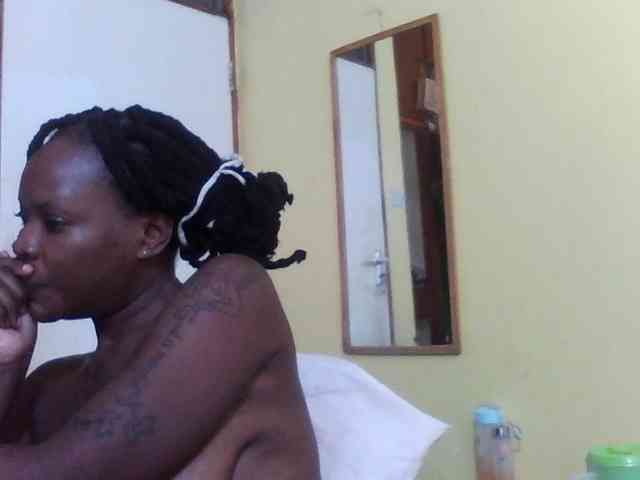 Princessmiles webcam