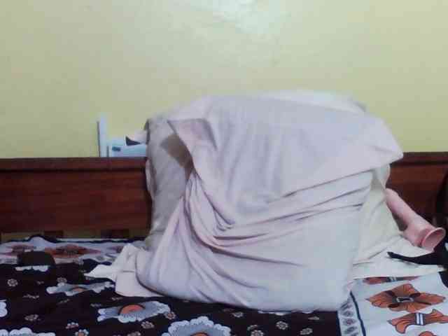 Princessmiles webcam