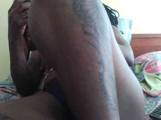 Princessmiles webcam