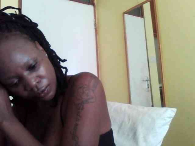 Princessmiles webcam