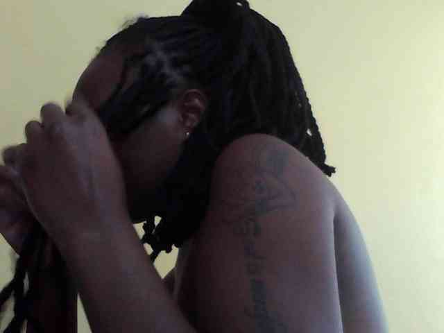 Princessmiles webcam