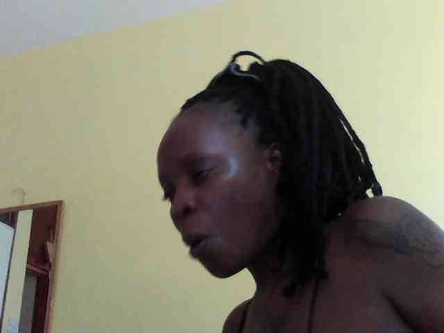 Princessmiles webcam