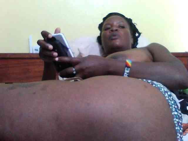 Princessmiles webcam