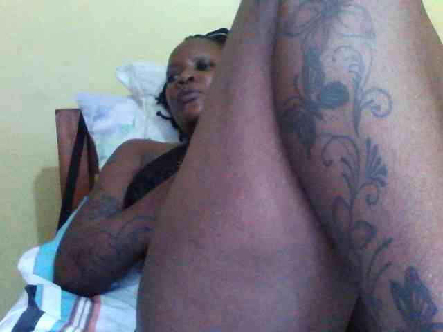 Princessmiles webcam