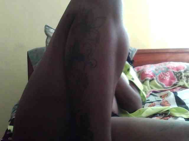 Princessmiles webcam