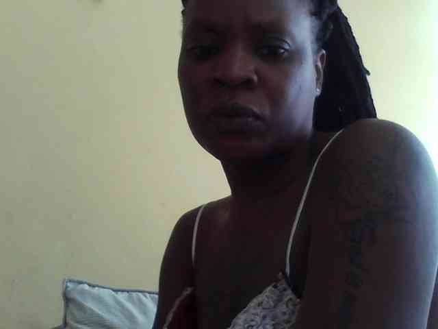 Princessmiles webcam