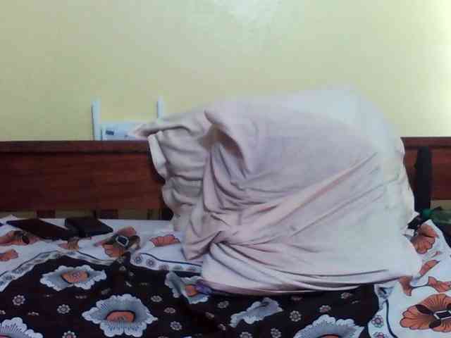 Princessmiles webcam