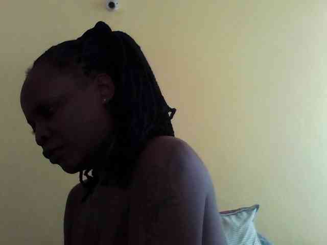 Princessmiles webcam