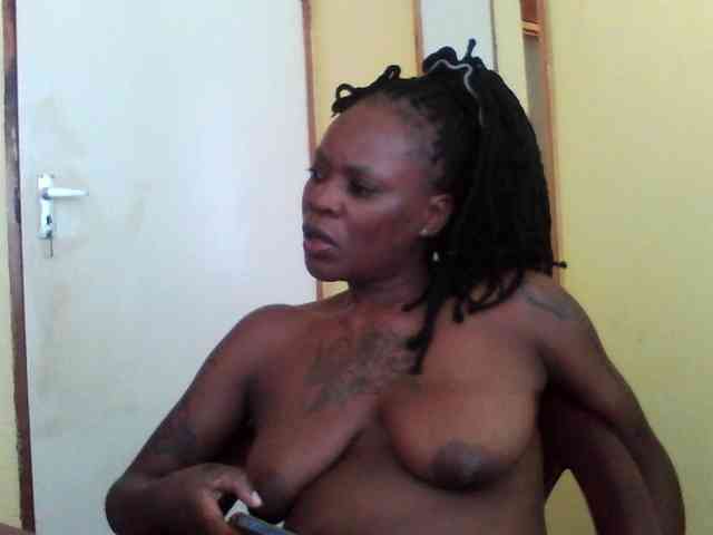 Princessmiles webcam