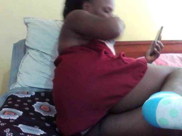 Princessmiles webcam