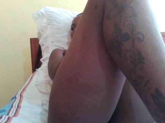 Princessmiles webcam