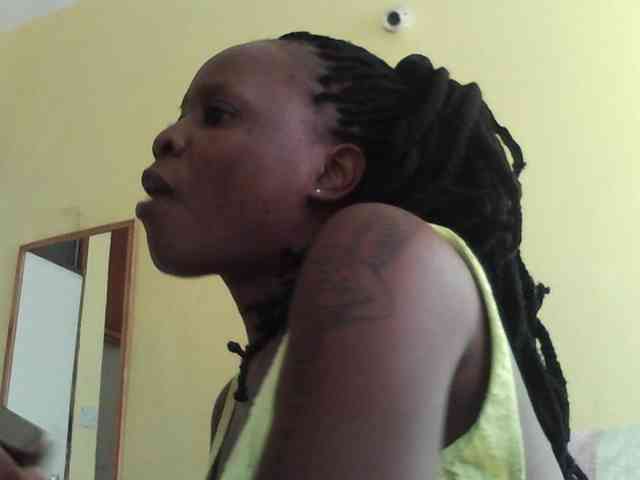 Princessmiles webcam