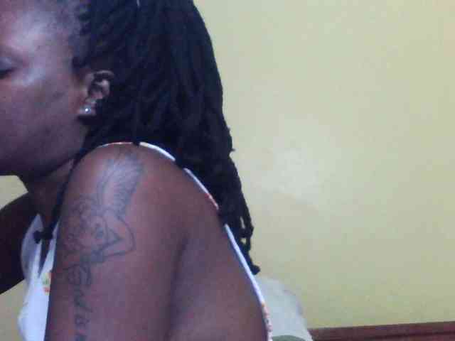 Princessmiles webcam