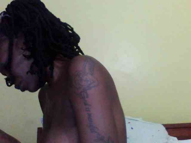Princessmiles webcam