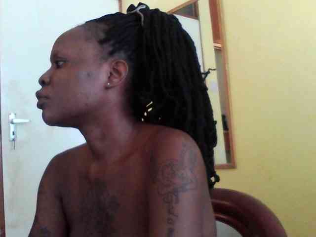 Princessmiles webcam