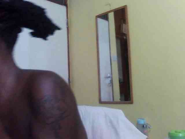 Princessmiles webcam